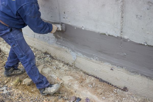 Cost of Foundation Crack Sealing in Englewood